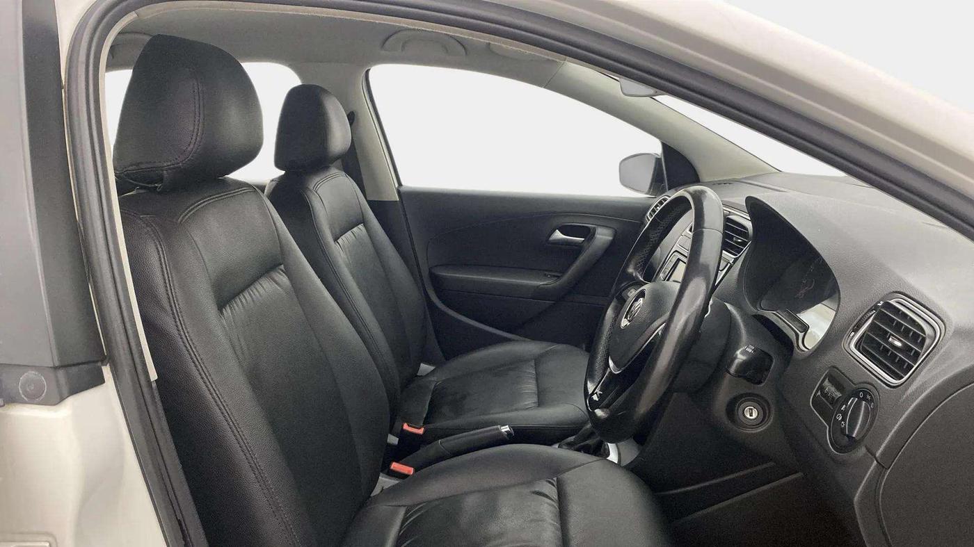 2019 Volkswagen Polo GT TSI AT, Petrol, Automatic, 35,499 km, Right Side Front Door Cabin