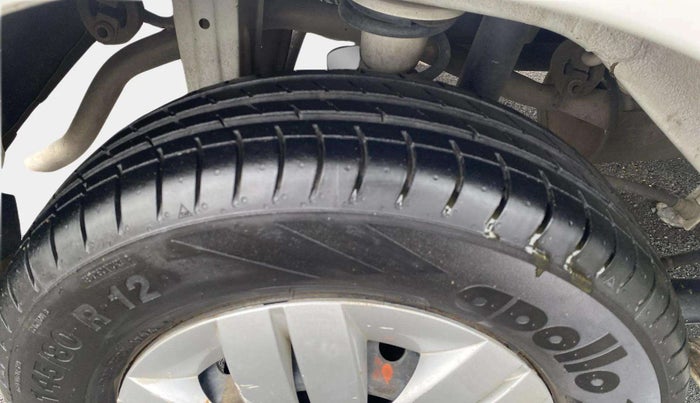 2017 Maruti Alto 800 LXI, Petrol, Manual, 39,364 km, Right Rear Tyre Tread