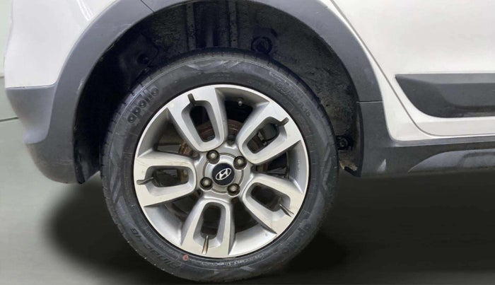 2015 Hyundai i20 Active 1.2 S, CNG, Manual, 91,513 km, Right Rear Wheel