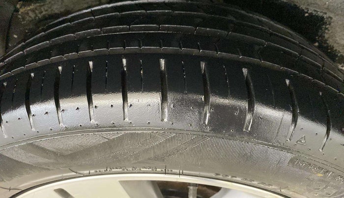 2015 Hyundai i20 Active 1.2 S, CNG, Manual, 91,513 km, Left Front Tyre Tread