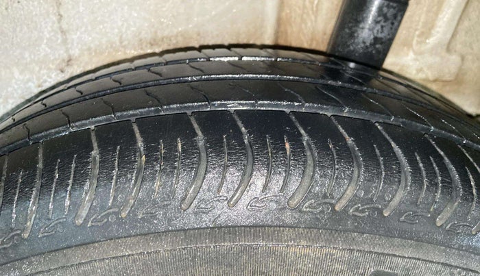 2022 Maruti New Wagon-R VXI 1.0, Petrol, Manual, 33,373 km, Left Rear Tyre Tread
