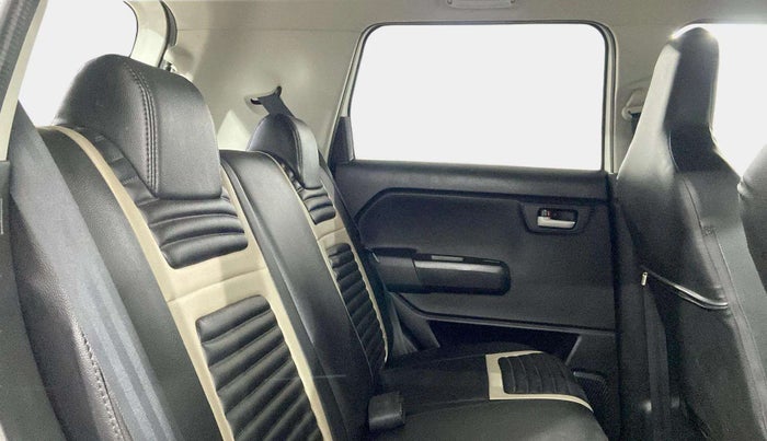 2022 Maruti New Wagon-R VXI 1.0, Petrol, Manual, 33,373 km, Right Side Rear Door Cabin