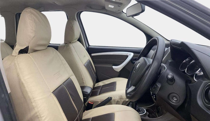 2019 Renault Duster RXS CVT, CNG, Automatic, 49,990 km, Right Side Front Door Cabin