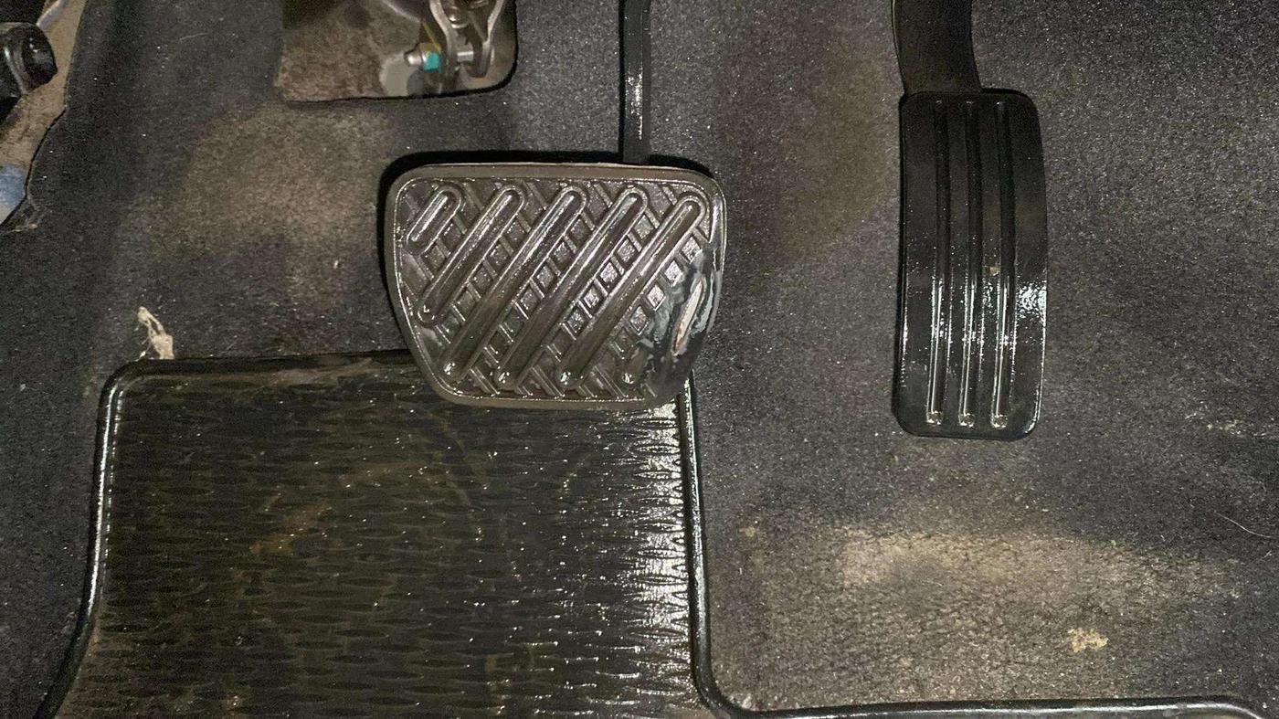 2019 Renault Duster RXS CVT, CNG, Automatic, 49,990 km, Pedals