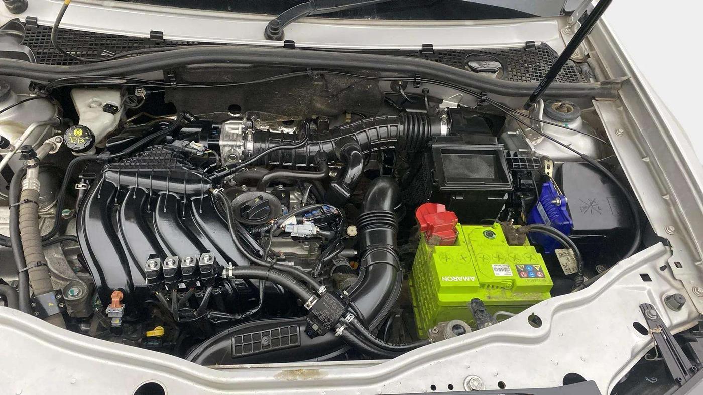2019 Renault Duster RXS CVT, CNG, Automatic, 49,990 km, Engine View - Left