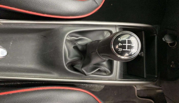 2019 Toyota Glanza V, Petrol, Manual, 69,052 km, Gear Lever