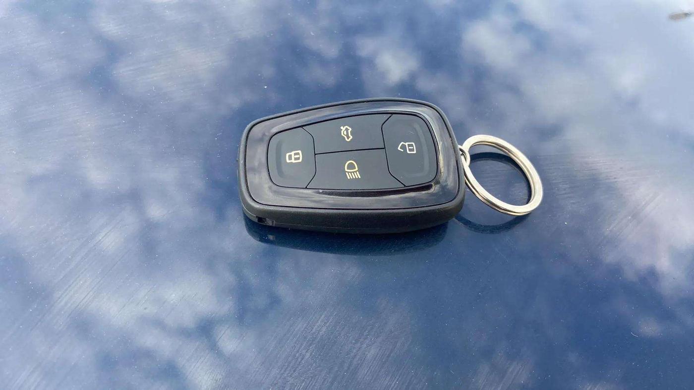 2021 Tata TIGOR XZA PLUS PETROL, Petrol, Automatic, 39,512 km, Key Close Up