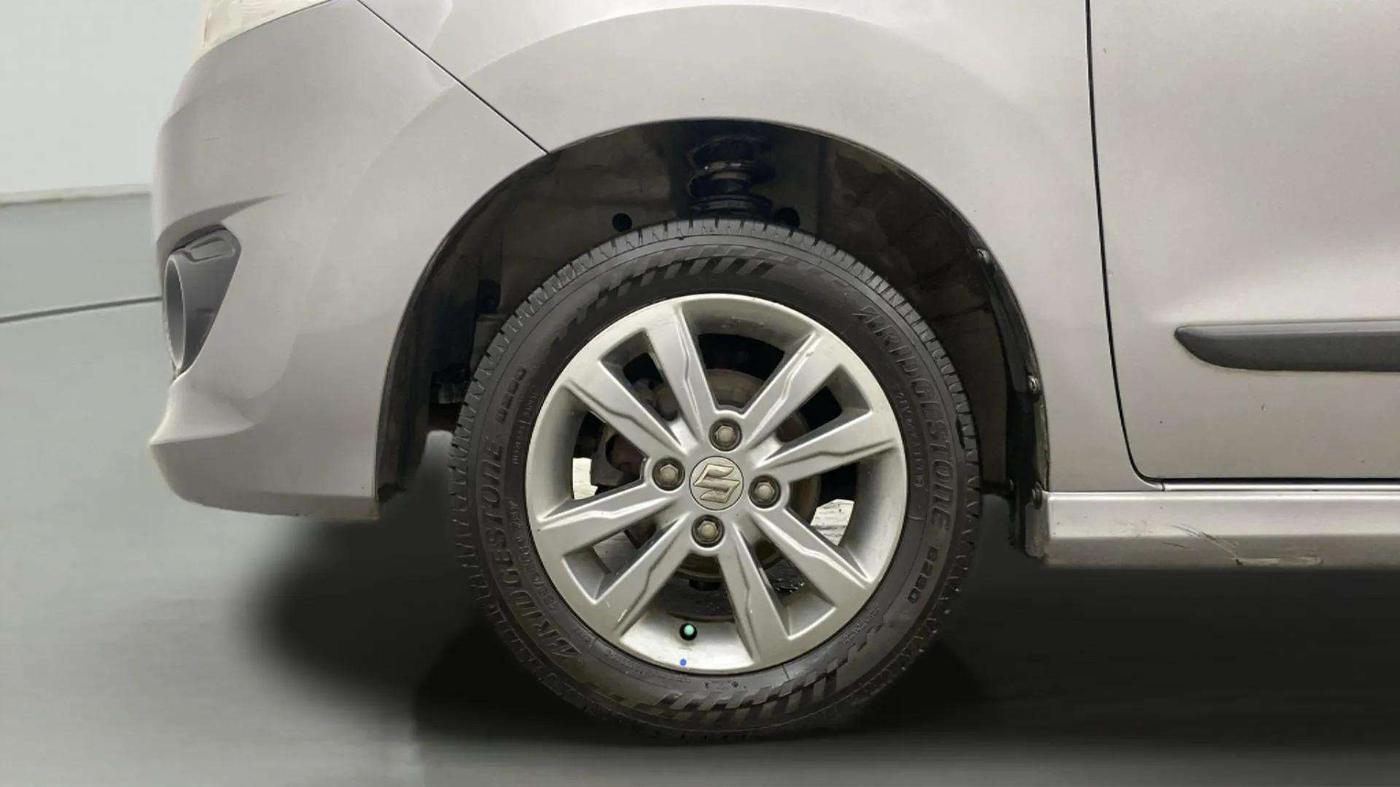 2015 Maruti Wagon R Stingray VXI, CNG, Manual, 72,366 km, Left Front Wheel