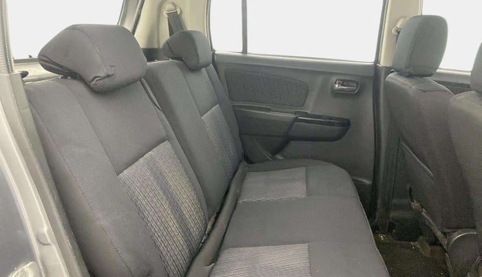 2015 Maruti Wagon R Stingray VXI, CNG, Manual, 72,366 km, Right Side Rear Door Cabin