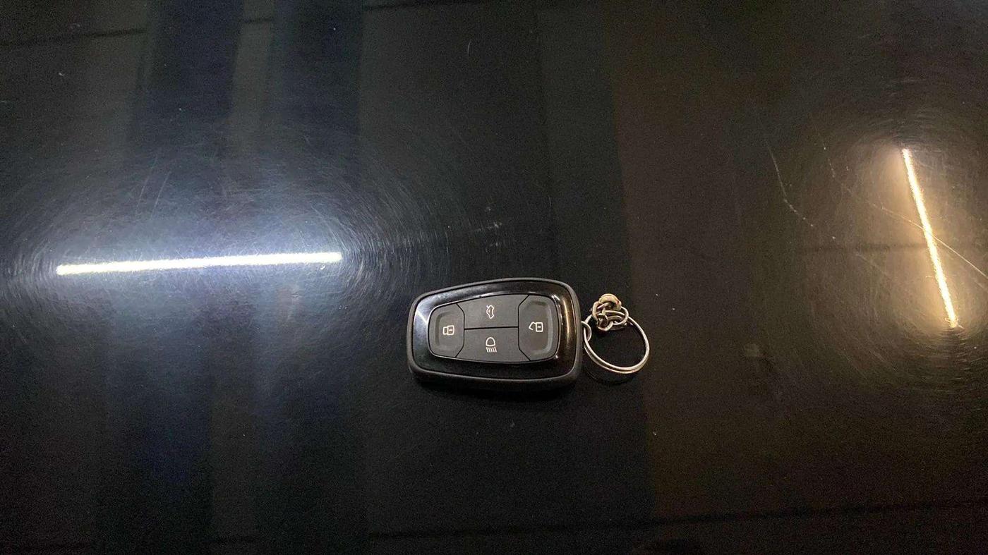 2023 Tata NEXON XZ PLUS SUNROOF DARK DIESEL, Diesel, Manual, 19,440 km, Key Close Up