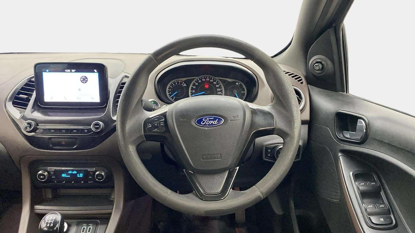 2019 Ford FREESTYLE TITANIUM 1.2 PETROL, Petrol, Manual, 46,081 km, Steering Wheel Close Up