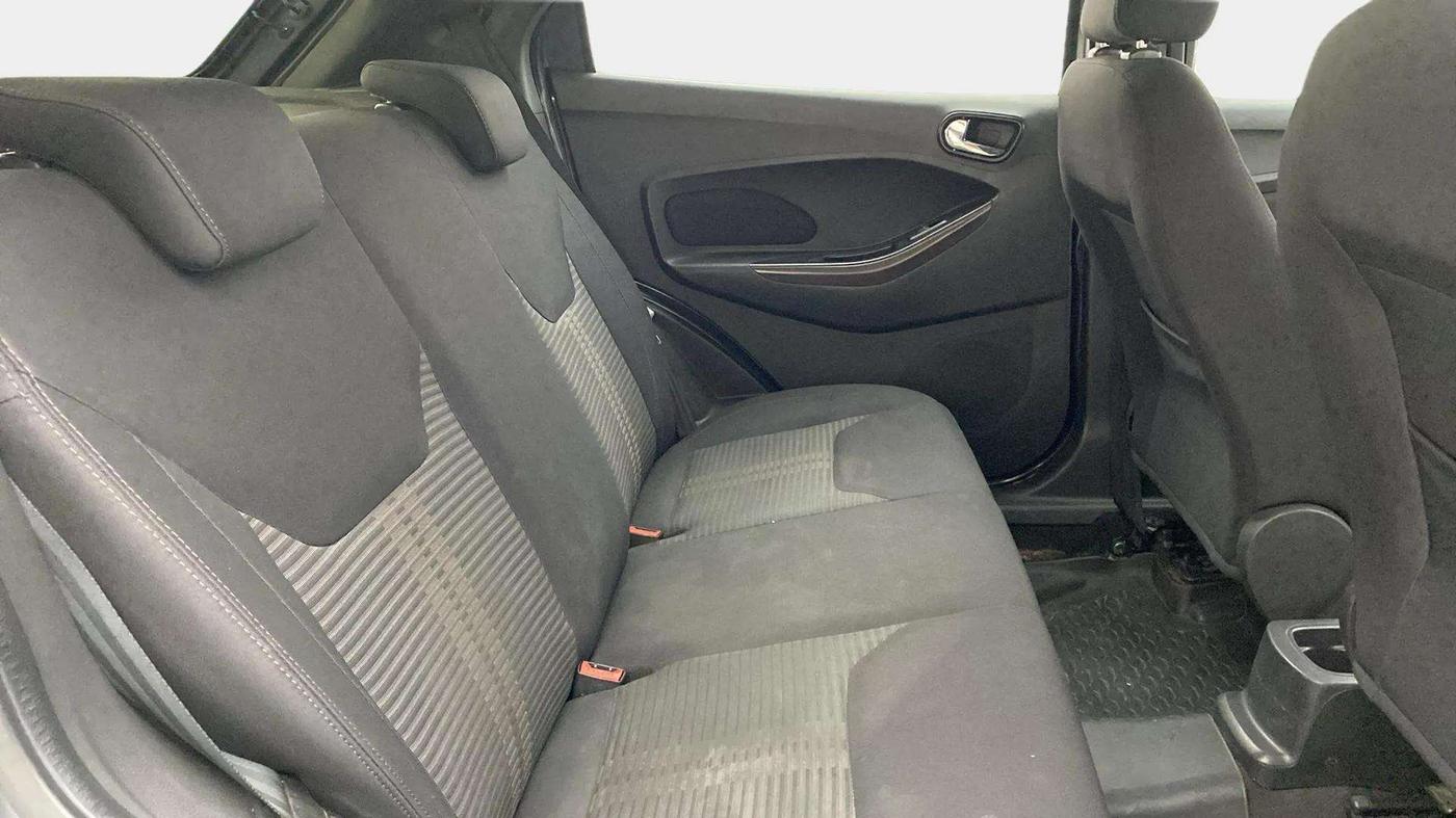 2019 Ford FREESTYLE TITANIUM 1.2 PETROL, Petrol, Manual, 46,081 km, Right Side Rear Door Cabin