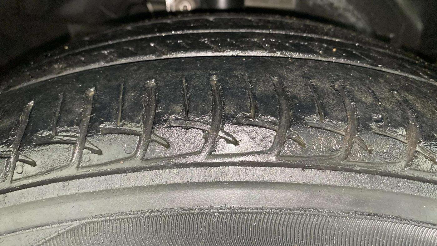 2019 Ford FREESTYLE TITANIUM 1.2 PETROL, Petrol, Manual, 46,081 km, Right Front Tyre Tread
