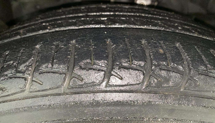 2019 Ford FREESTYLE TITANIUM 1.2 PETROL, Petrol, Manual, 45,291 km, Left Front Tyre Tread