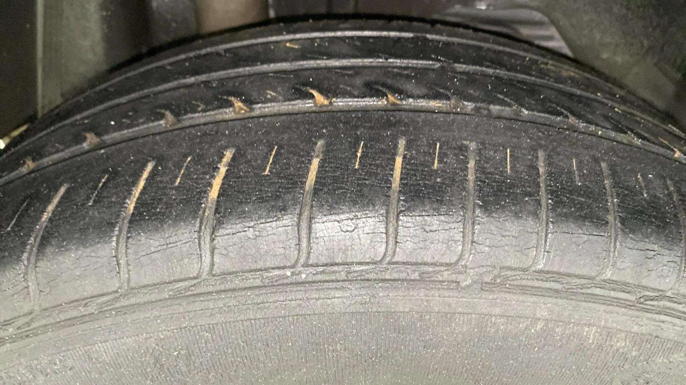 2019 Ford FREESTYLE TITANIUM 1.2 PETROL, Petrol, Manual, 46,081 km, Right Rear Tyre Tread