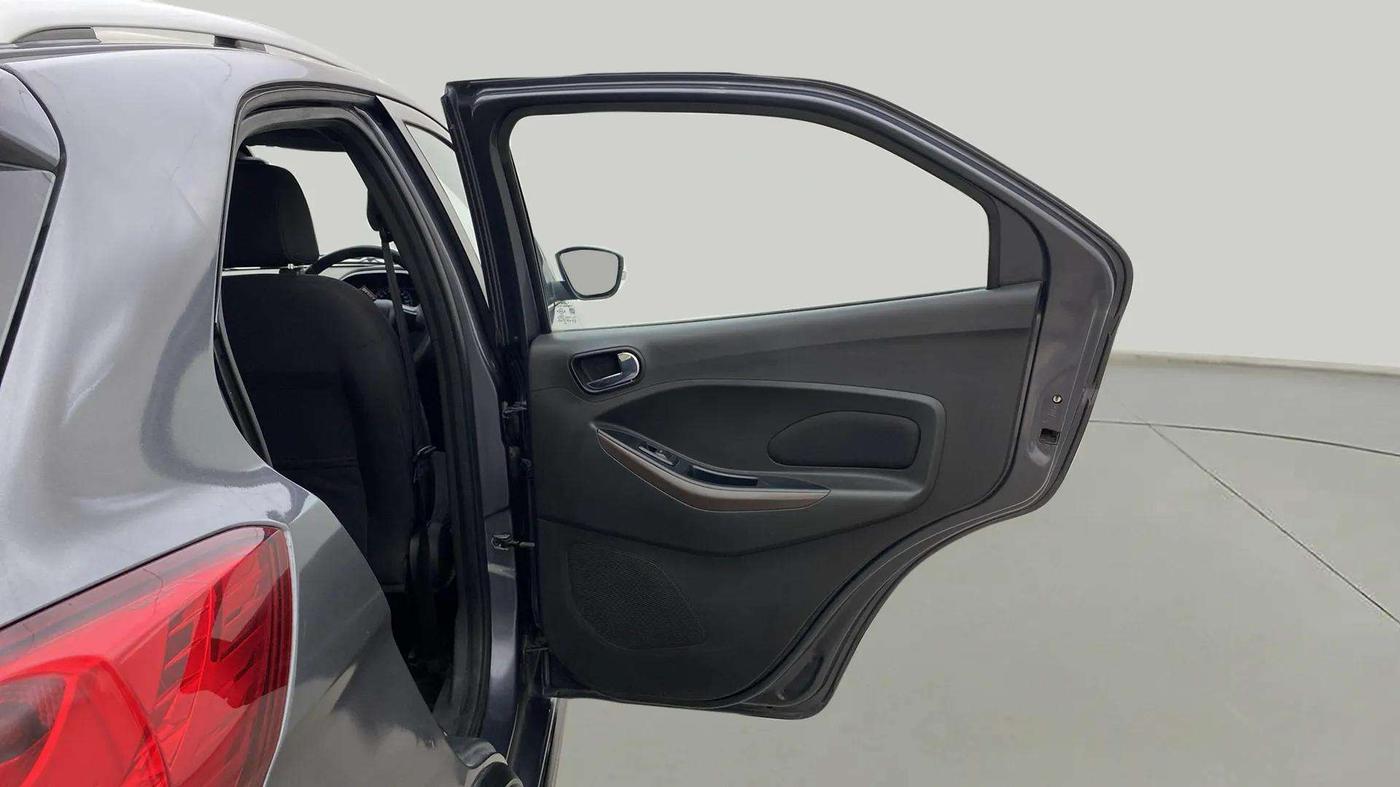 2019 Ford FREESTYLE TITANIUM 1.2 PETROL, Petrol, Manual, 46,081 km, RHS Rear Door