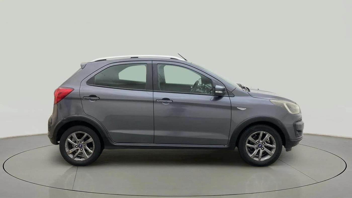 2019 Ford FREESTYLE TITANIUM 1.2 PETROL, Petrol, Manual, 46,081 km, Right Side View