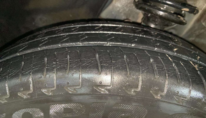 2019 Maruti IGNIS DELTA 1.2, Petrol, Manual, 34,369 km, Left Front Tyre Tread