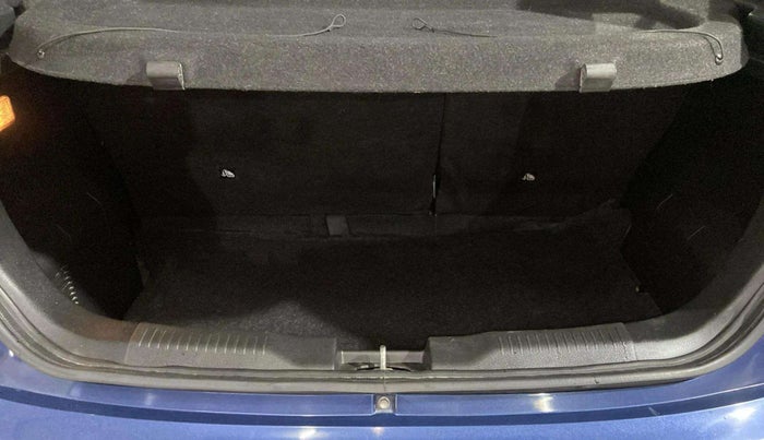 2019 Maruti IGNIS DELTA 1.2, Petrol, Manual, 34,369 km, Boot Inside