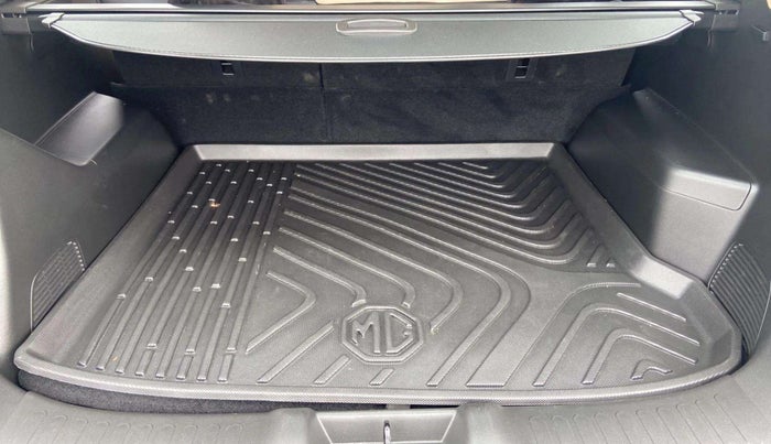 2023 MG HECTOR SAVVY PRO 1.5 TURBO CVT PETROL, Petrol, Automatic, 8,668 km, Boot Inside