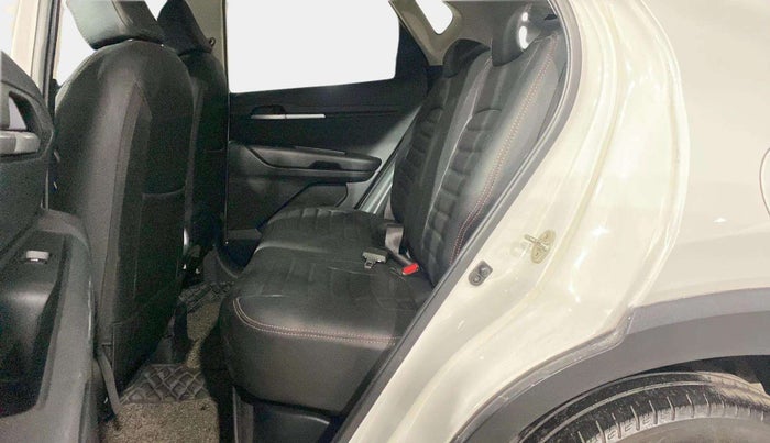 2021 KIA SONET HTK PLUS 1.0 IMT, Petrol, Manual, 50,616 km, Right Side Rear Door Cabin