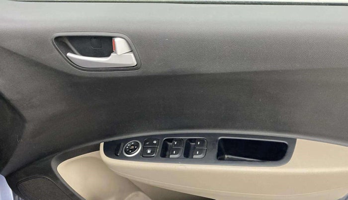 2014 Hyundai Xcent S 1.2, Petrol, Manual, 77,423 km, Driver Side Door Panels Control