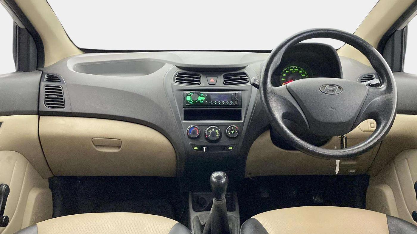 2016 Hyundai Eon D-LITE+, Petrol, Manual, 42,117 km, Dashboard