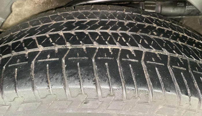 2020 Mahindra XUV500 W7, Diesel, Manual, 64,368 km, Left Rear Tyre Tread