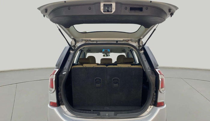 2020 Mahindra XUV500 W7, Diesel, Manual, 64,368 km, Boot Open Zoomed View