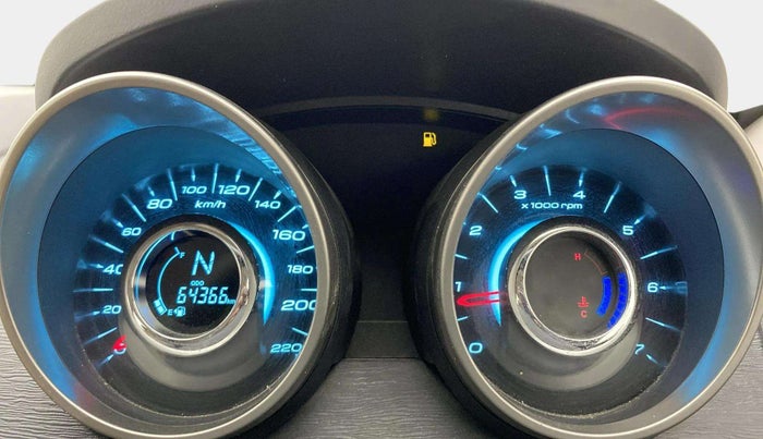2020 Mahindra XUV500 W7, Diesel, Manual, 64,368 km, Odometer Image