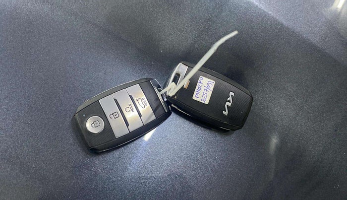 2022 KIA SONET HTX ANNIVERSARY EDITION 1.0 DCT, Petrol, Automatic, 16,897 km, Key Close Up