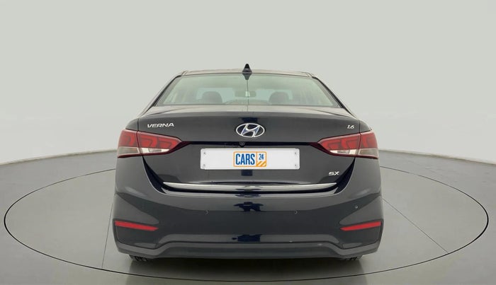 2018 Hyundai Verna 1.6 VTVT SX, Petrol, Manual, 79,629 km, Back/Rear