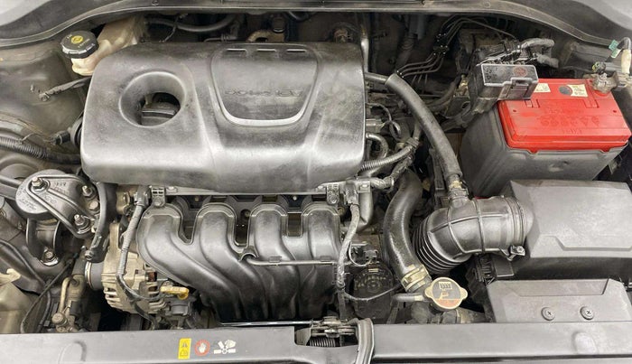 2018 Hyundai Verna 1.6 VTVT SX, Petrol, Manual, 79,629 km, Engine View