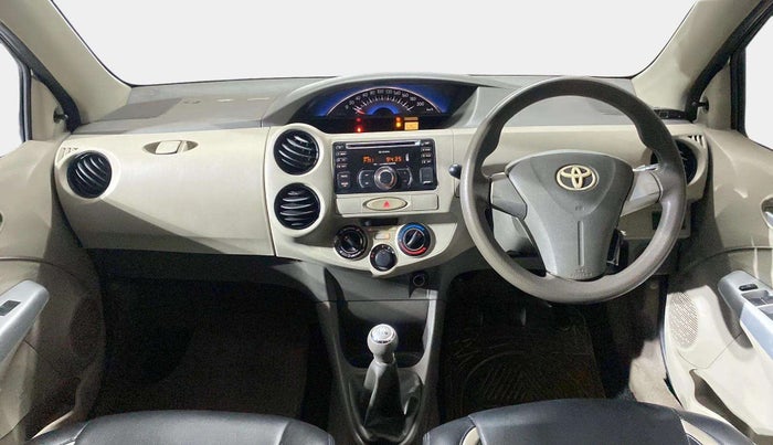 2014 Toyota Etios Liva G, Petrol, Manual, 44,120 km, Dashboard
