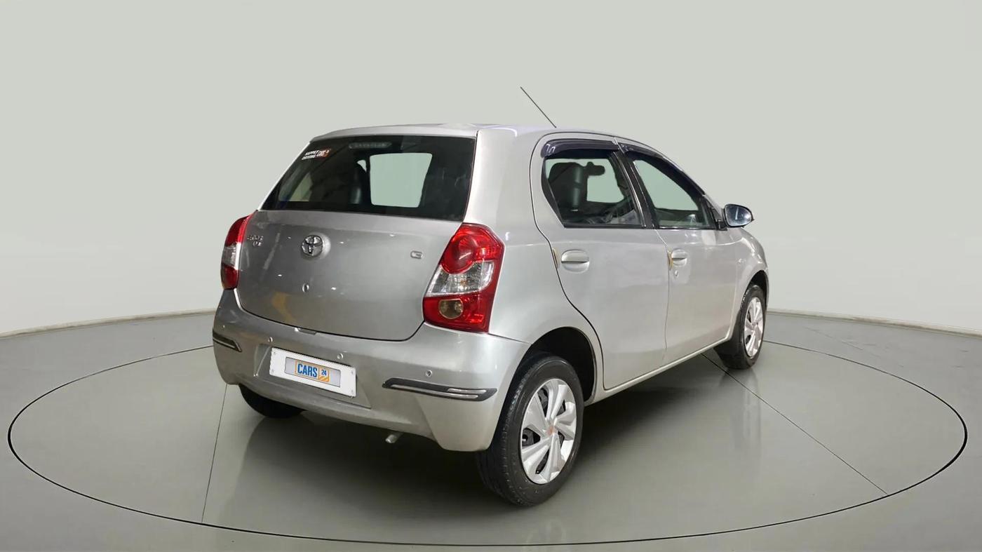 2014 Toyota Etios Liva G, Petrol, Manual, 44,152 km, Right Back Diagonal