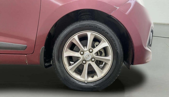 2016 Hyundai Grand i10 ASTA (O) AT 1.2 KAPPA VTVT, Petrol, Automatic, 19,730 km, Right Front Wheel
