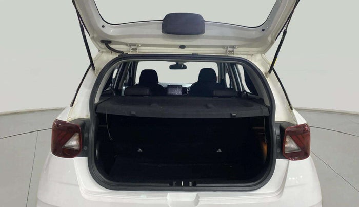 2020 Hyundai VENUE SX 1.0 TURBO, Petrol, Manual, 45,873 km, Boot Open Zoomed View