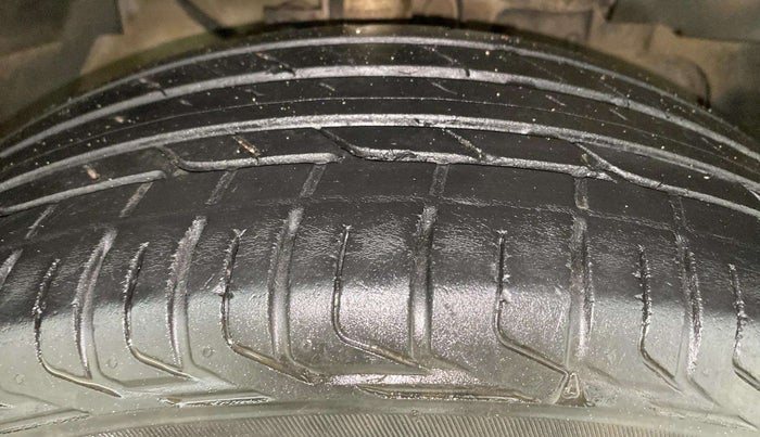 2023 Tata NEXON PURE 1.2 PETROL, Petrol, Manual, 49,434 km, Right Front Tyre Tread