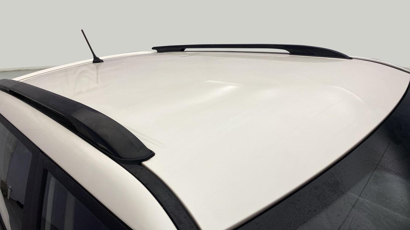 2019 Mahindra XUV300 W6 1.2 PETROL, Petrol, Manual, 48,619 km, Roof