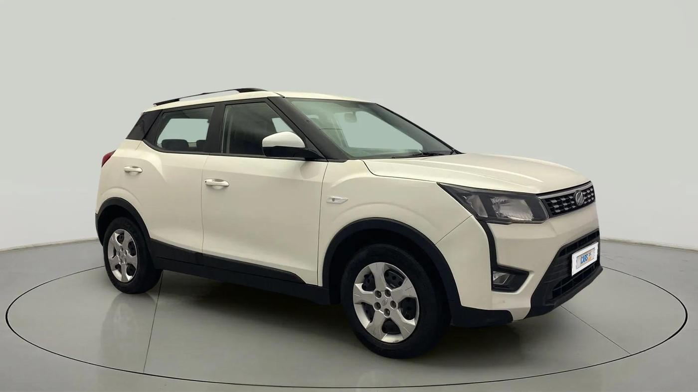 2019 Mahindra XUV300 W6 1.2 PETROL, Petrol, Manual, 48,619 km, SRP