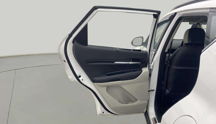 2022 KIA SONET HTX 1.0 IMT, Petrol, Manual, 19,155 km, LHS Rear Door