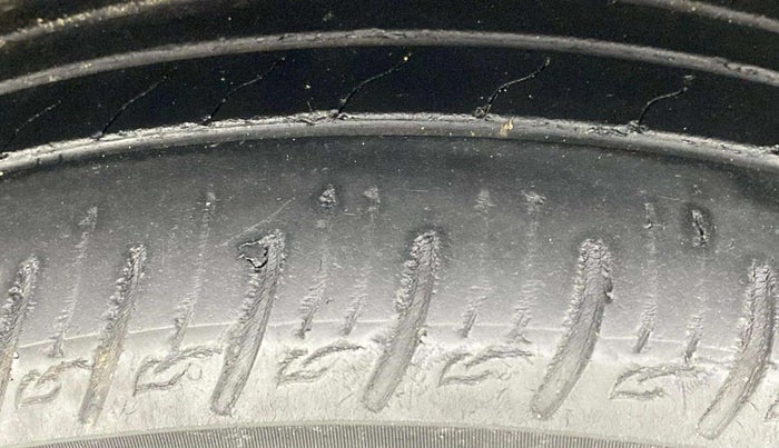 2020 Hyundai VENUE SX 1.0 TURBO, Petrol, Manual, 57,336 km, Left Front Tyre Tread