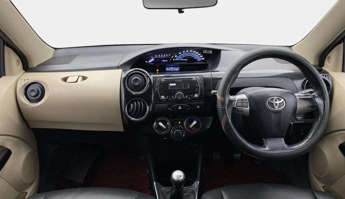 2018 Toyota Etios Liva VX DUAL TONE, Petrol, Manual, 72,449 km, Dashboard