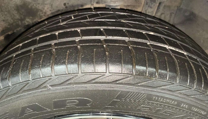 2021 Tata NEXON XZ PLUS PETROL SUNROOF, Petrol, Manual, 24,222 km, Left Rear Tyre Tread
