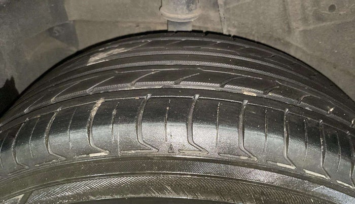 2019 Tata NEXON XMA DIESEL, Diesel, Automatic, 88,114 km, Right Rear Tyre Tread