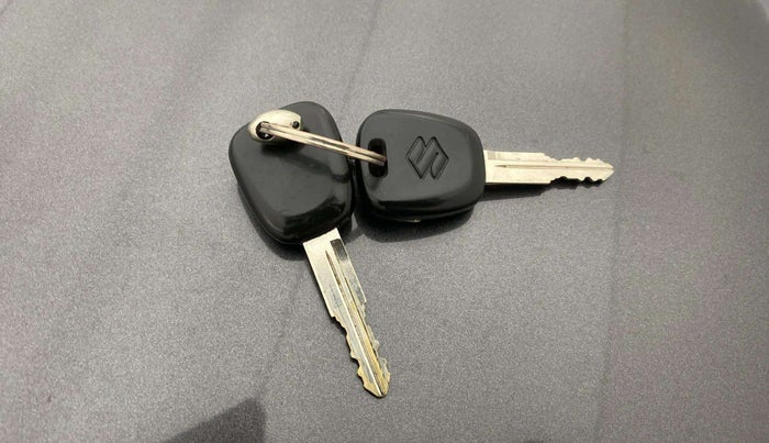 2017 Maruti Alto K10 VXI (O) AMT, Petrol, Automatic, 28,493 km, Key Close Up