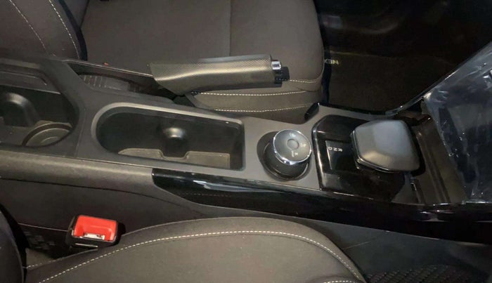 2024 Tata NEXON CREATIVE  AMT 1.2 PETROL, Petrol, Automatic, 5,347 km, Gear Lever