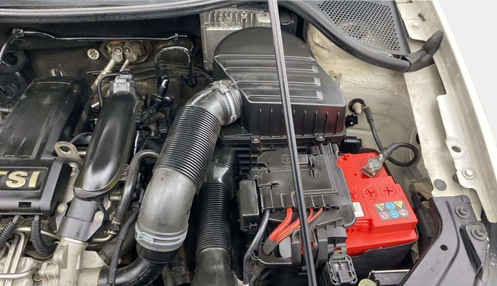 2018 Volkswagen Vento HIGHLINE PLUS 1.2 AT 16 ALLOY, Petrol, Automatic, 91,229 km, Engine View - Left