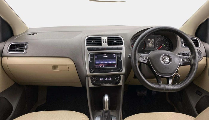 2018 Volkswagen Vento HIGHLINE PLUS 1.2 AT 16 ALLOY, Petrol, Automatic, 91,229 km, Dashboard