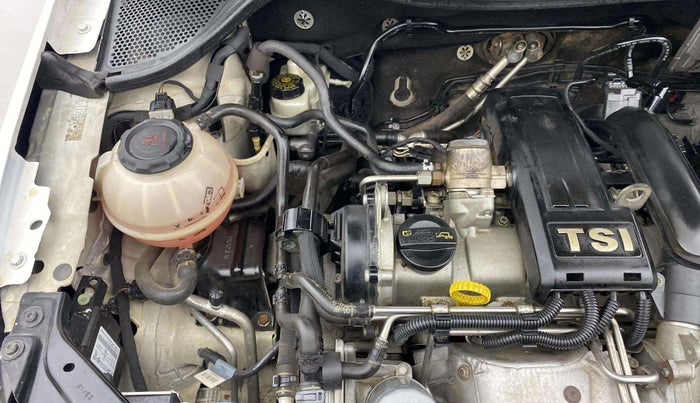 2018 Volkswagen Vento HIGHLINE PLUS 1.2 AT 16 ALLOY, Petrol, Automatic, 91,229 km, Engine View - Right